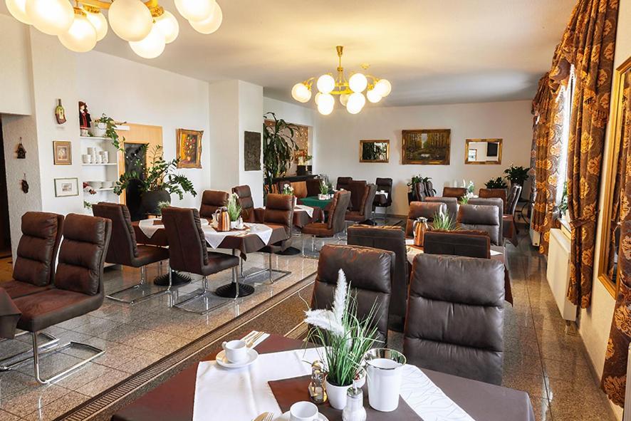 Hotel Avalon Landstuhl Buitenkant foto