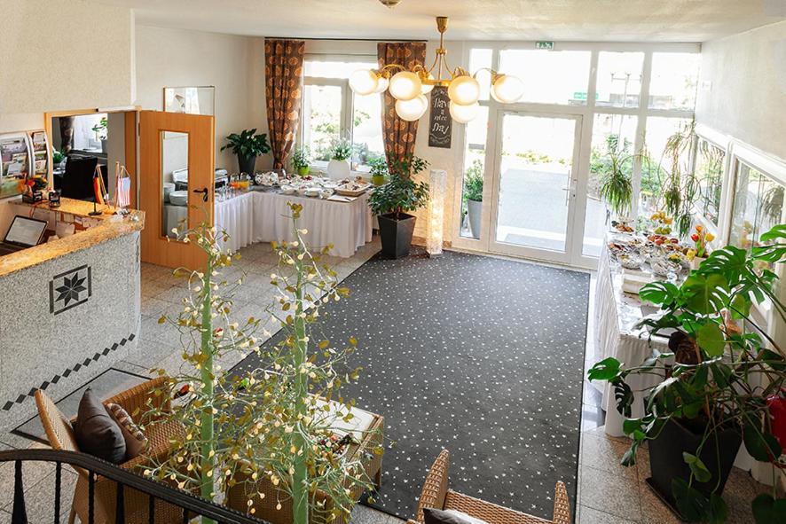 Hotel Avalon Landstuhl Buitenkant foto
